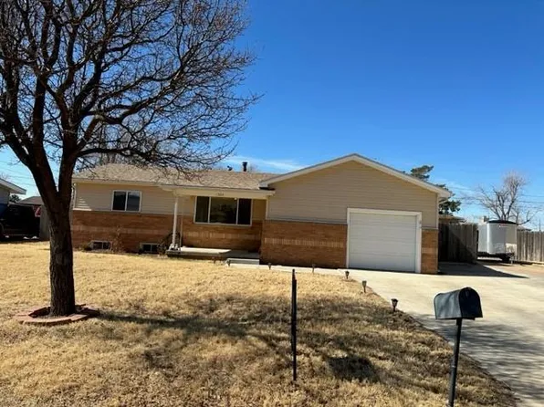 1304 Fairview Ave, Liberal, KS 67901