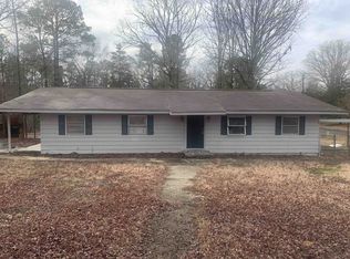 681 E Timber Ln, Robbins, NC 27325