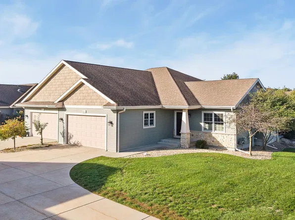 2013 Fieldstone Blvd #5, Prairie Du Sac, WI 53578