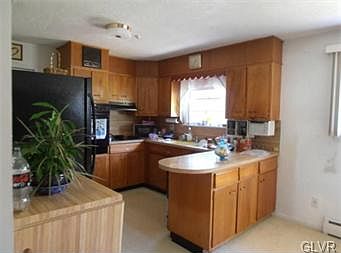 3rd image of 3311 Lord Byron Dr