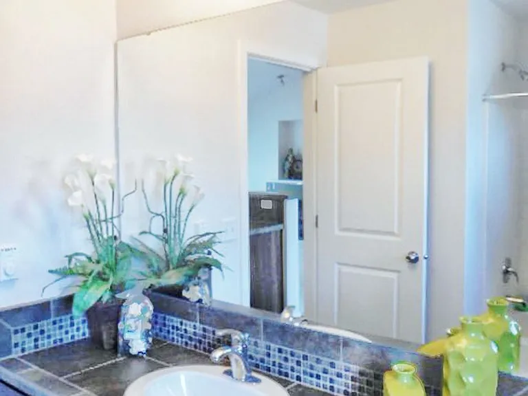 4010 S 211th Pl #D1 — Photo 13
