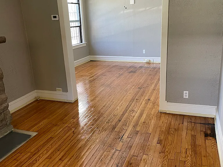 2208 E 29th St #1 — Photo 17