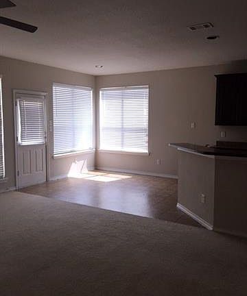 3rd image of 1124 Whittenburg Dr
