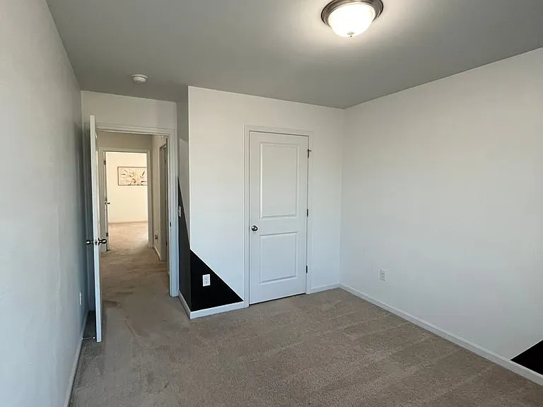 751 Stradleigh Ct — Photo 34