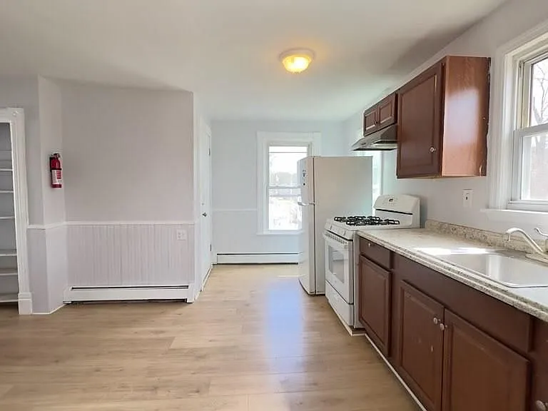51 Worrall Ave #2 — Photo 9