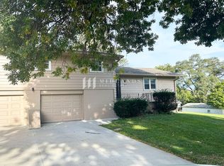 2612 S 61st Ave, Omaha, NE 68106