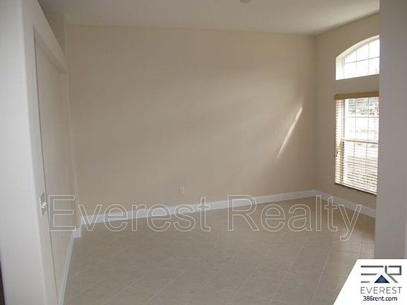 4th image of 187 London Dr