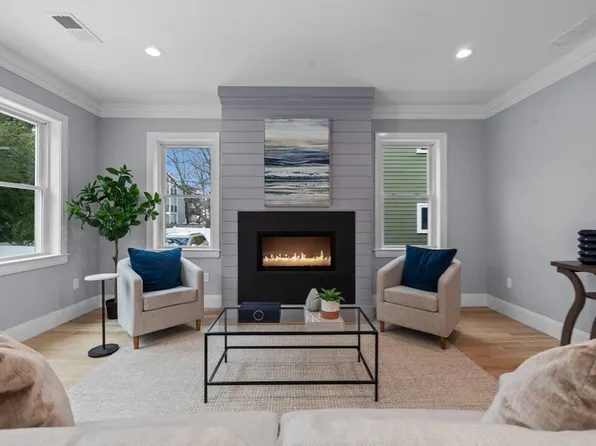 147 Williams St #2, Jamaica Plain, MA 02130