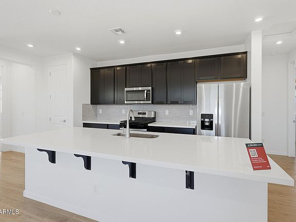 7th image of this home