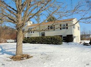 17 Deerfield Ln, Ithaca, NY 14850