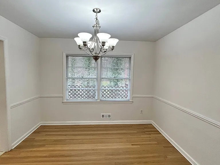 1476 Lively Ridge Rd — Photo 5