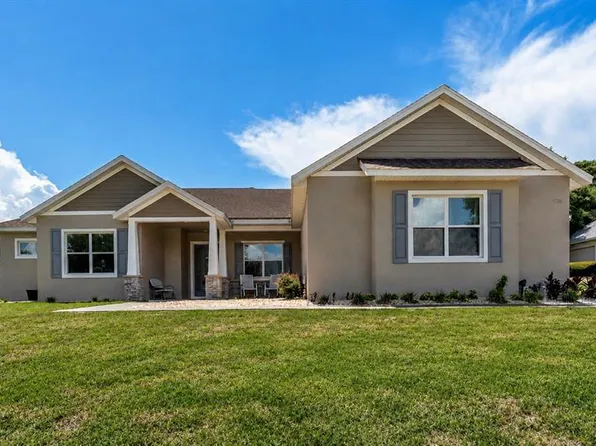 5701 Crestview Dr, Lady Lake, FL 32159