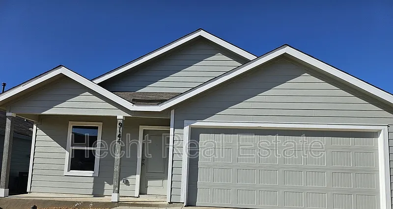 4 bed, 2.0 bath, 1667 sqft, $1,650 — Photo 4