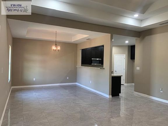 5th image of 4543 River Oak Cir
