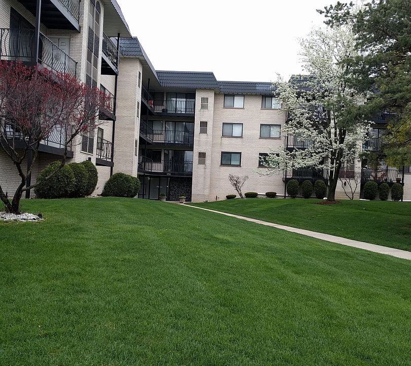 1st image of 6950 W Forest Preserve Dr APT 201