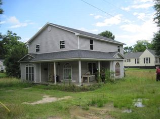 530 Queen Ann St, Burlington, NC 27217