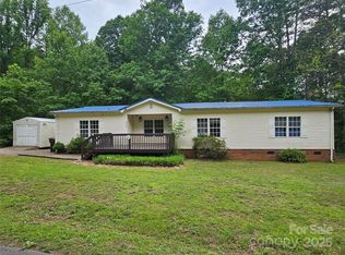 3191 Piedmont Rd, Morganton, NC 28655