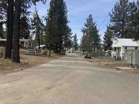 5th image of 256 Portola Ave