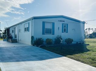 1196 Seahorse Ln, Englewood, FL 34224