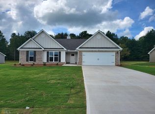 52 Hummingbird Ln #2, Statham, GA 30666