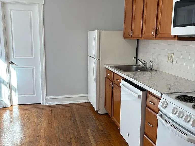4203 Chester — Photo 13