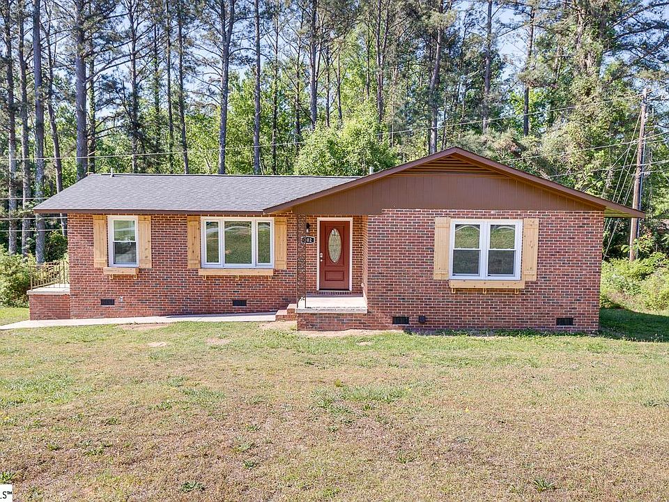 1st image of 102 Wheat Dr