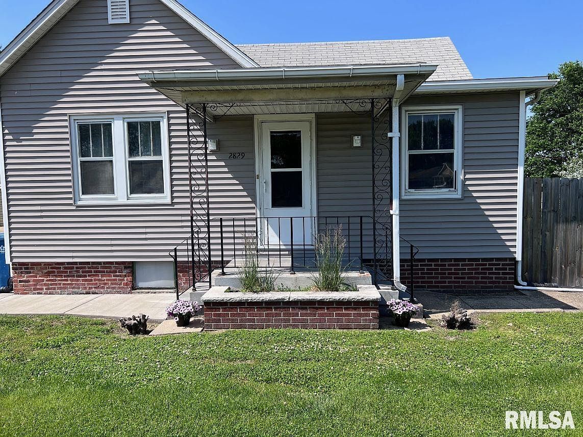 2829 E Sangamon Ave, Springfield, IL 62702 Zillow