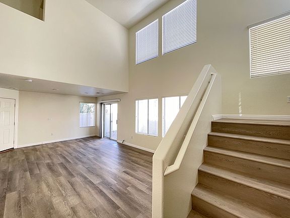 3rd image of 8056 Lyell Mountain Ct
