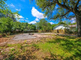 7015 Bellaire Blvd, Houston, TX 77074