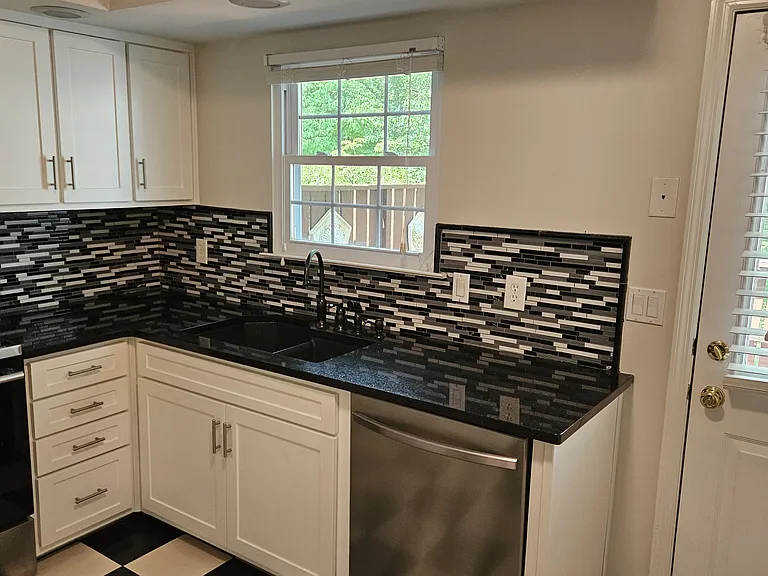 216 Brattlesboro Pl — Photo 13