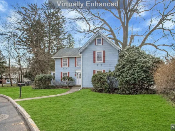601 Cleveland Ave, River Vale, NJ 07675