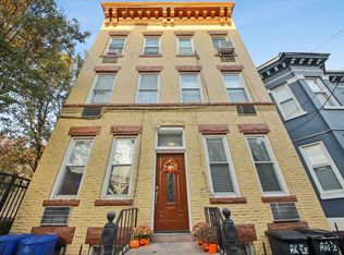 232 Maple St, Weehawken, NJ 07086