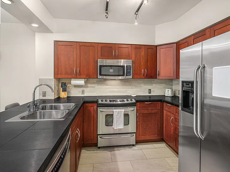 5450 Leary Ave NW #245 — Photo 4