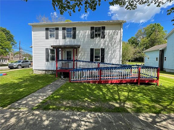 3rd image of 403 Grant St