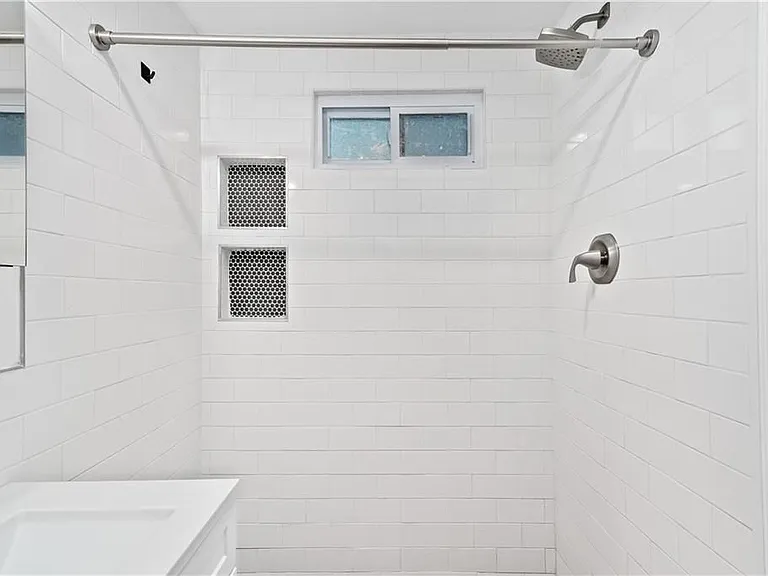 1226 Park Ave #2 — Photo 13