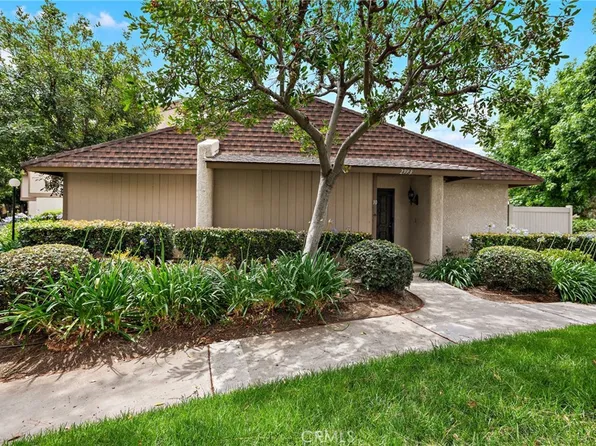 2993 N Cottonwood St Unit 10, Orange, CA 92865