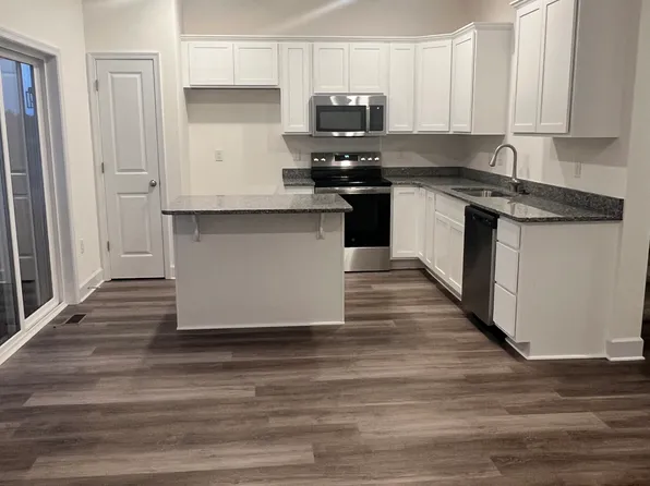 3794 Castle Dr, Dover, PA 17315