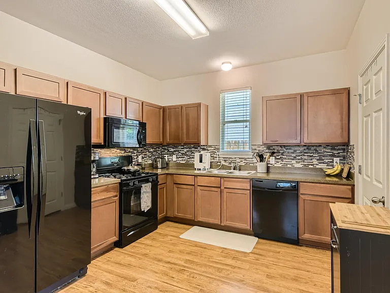 118 Preston Trl — Photo 7