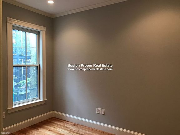28 Montgomery St. #3 Boston - South End Unit Photo 7