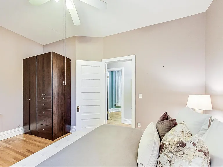 716 W Webster Ave #1W — Photo 14