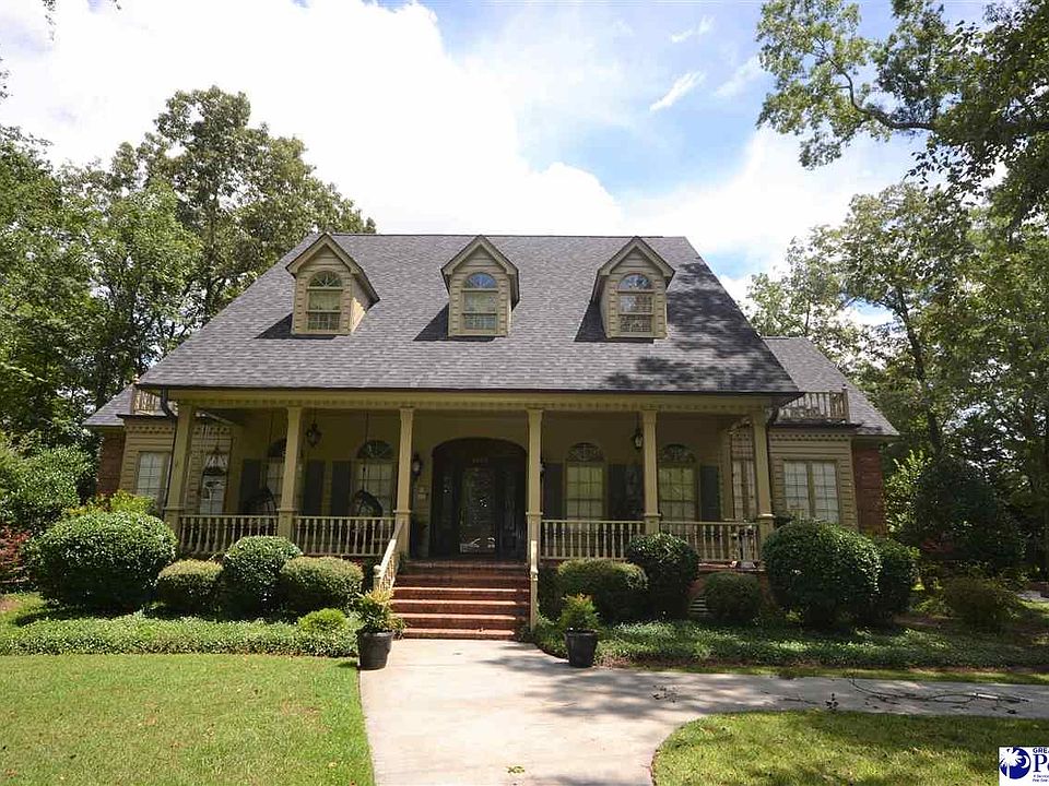 1st image of 1800 Bishop Dr