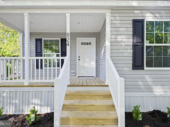 824 Carrie Ct, Lancaster, PA 17601