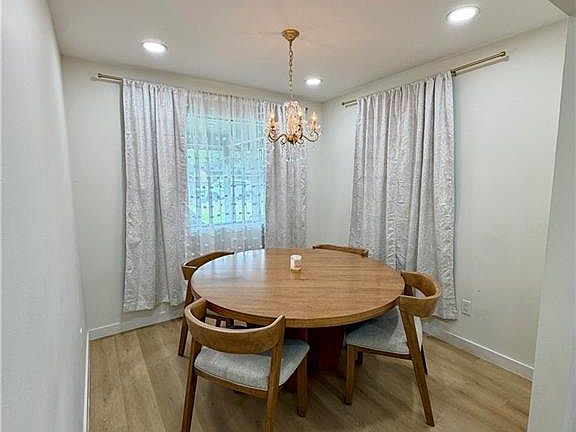 4th image of 820 S 21st Ave