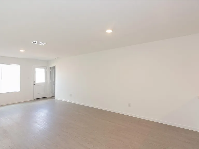 137 Starpacker Ln — Photo 8
