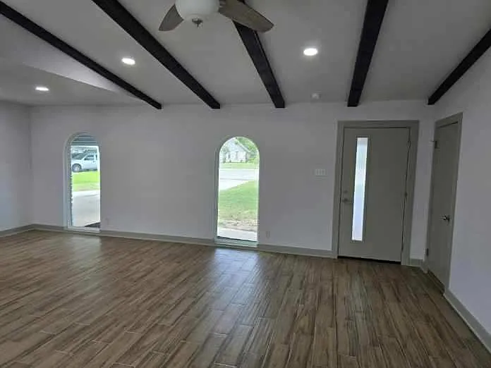 3 bed, 1446 sqft, $1,850 — Photo 2