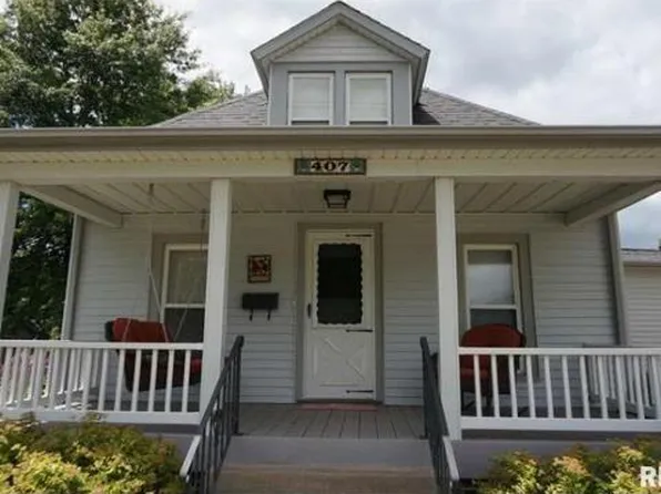 407 NE 3rd Ave, Aledo, IL 61231