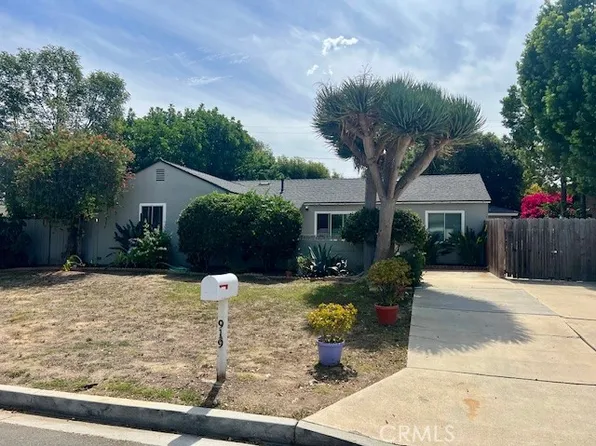 919 Evergreen Pl, Costa Mesa, CA 92627