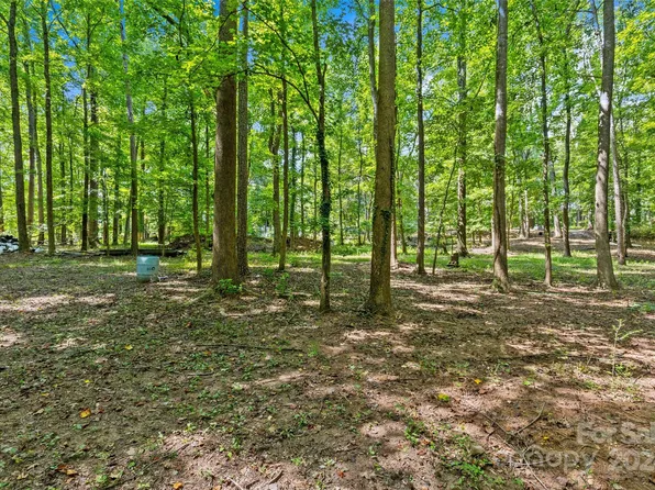 5621 Mount Olive Church Rd, Charlotte, NC 28278