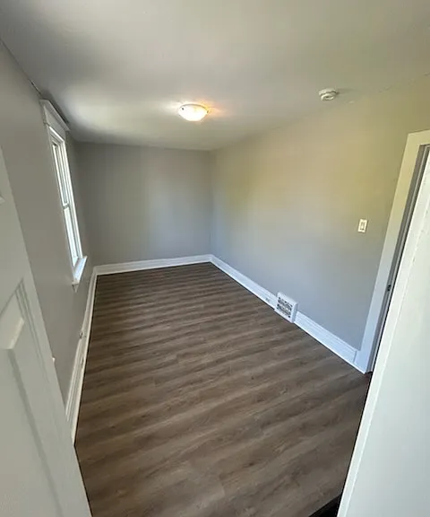 107 Lake St #2 — Photo 10