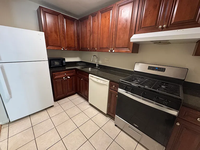 7980 Audubon Ave #A3 — Photo 3